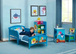 Toddler Beds*Delta Children Baby Shark Plastic Toddler Bed