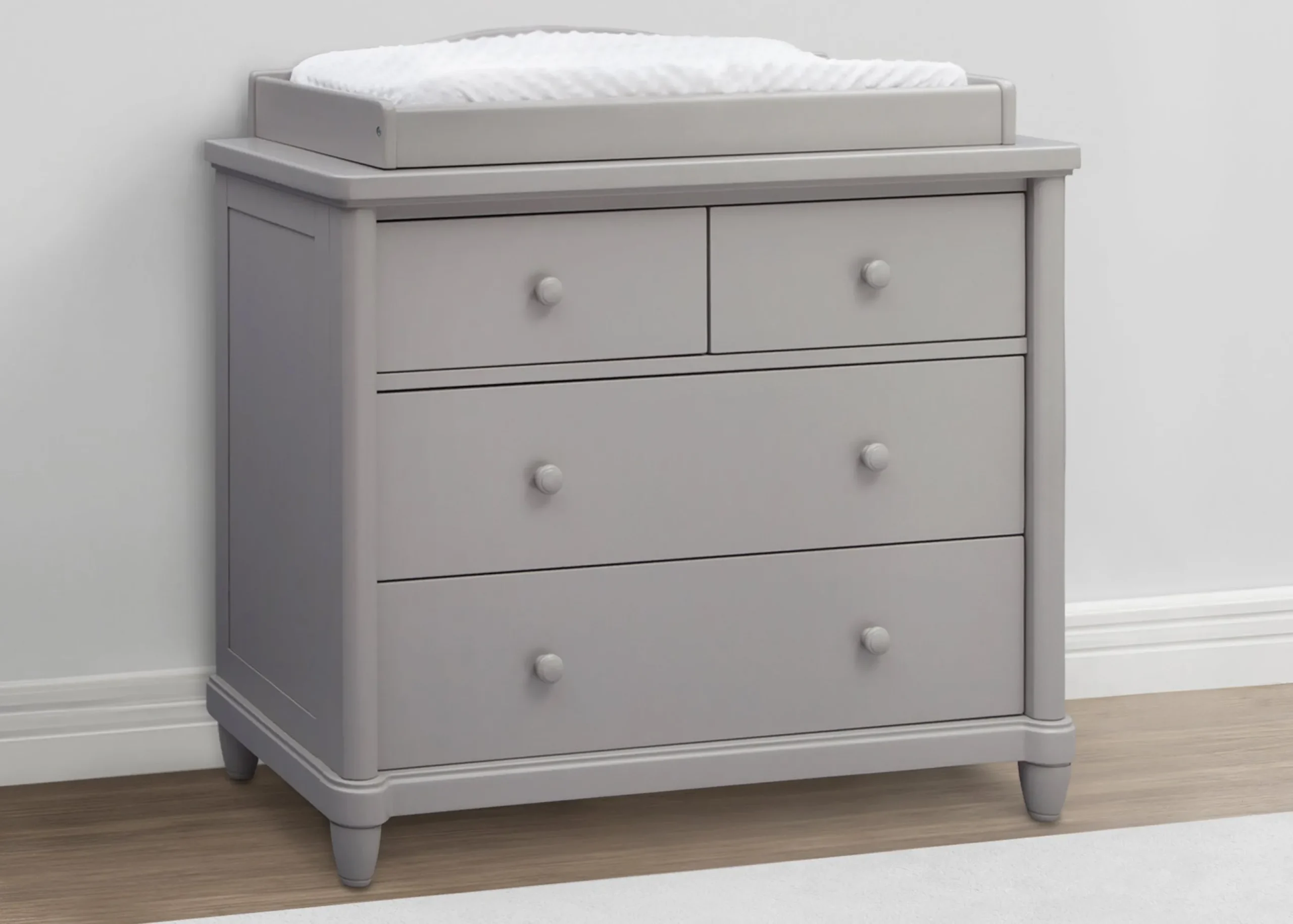 Dressers & Changing Tables|Dressers*Simmons Kids Belmont 4 Drawer Dresser with Changing Top