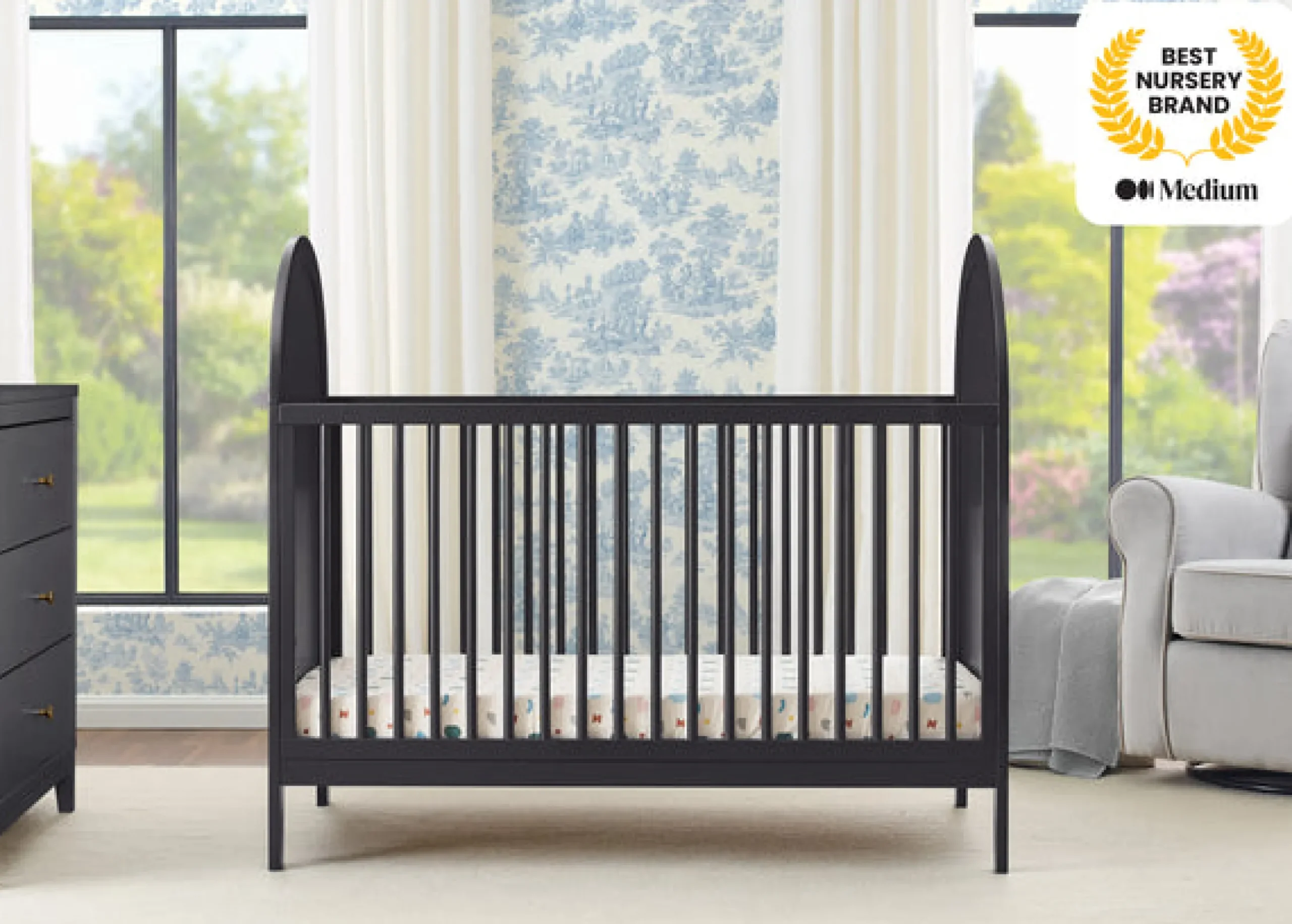Baby Cribs*Delta Children Eloise 4-in-1 Convertible Crib Midnight Grey (1360)