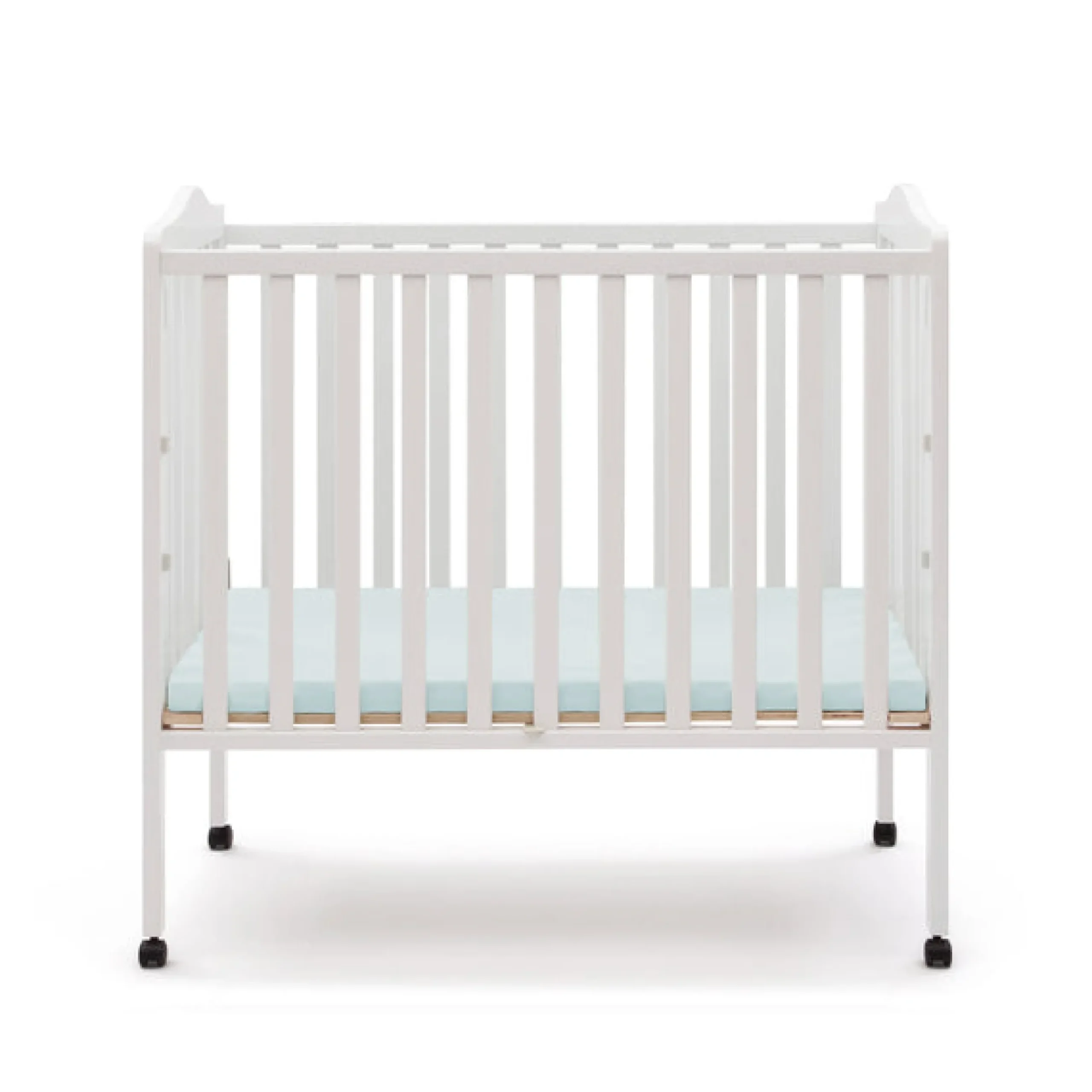 Baby Cribs*Delta Children Folding Portable Mini Baby Crib with 1.5-inch Mattress White (100)