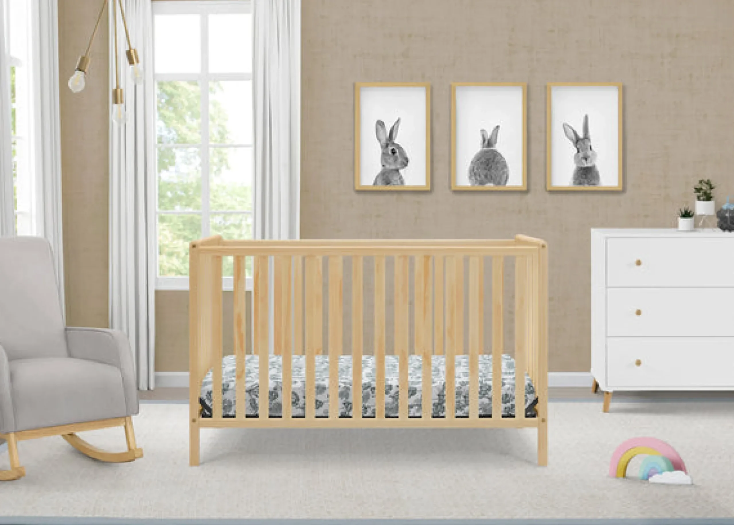Baby Cribs*Delta Children Heartland 4-in-1 Convertible Crib Natural (746)