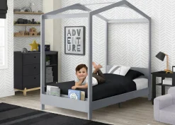 Twin Beds*Delta Children Poppy House Twin Bed