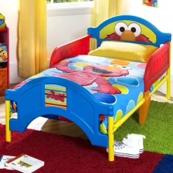 Toddler Beds*Delta Children Sesame Street Plastic Toddler Bed